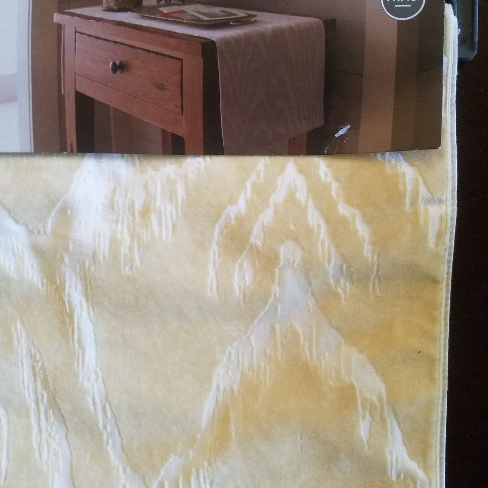 NEW Threshold Holiday Table Runner - Picture 2 of 5
